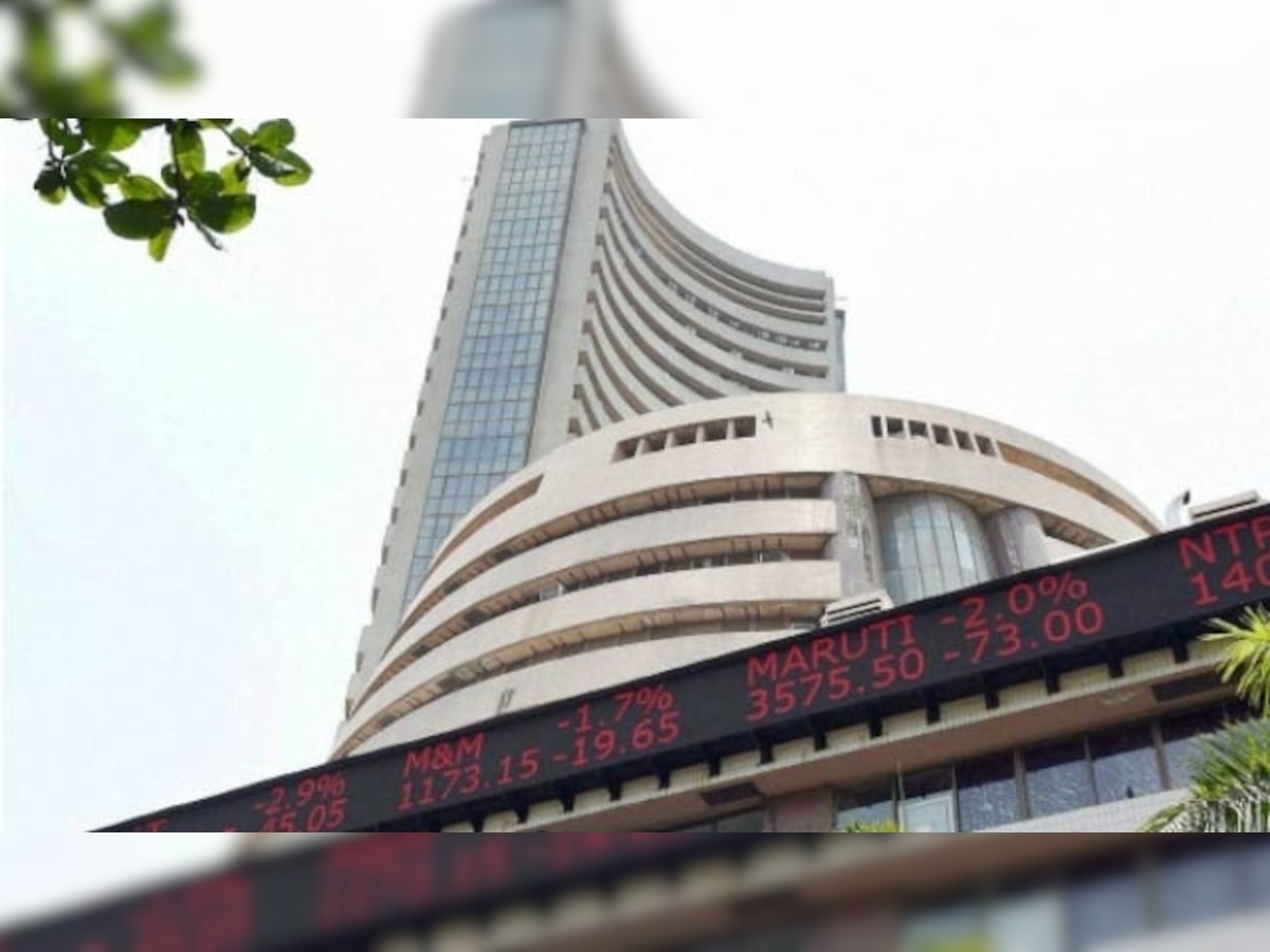 Sensex ends flat as investors wait for US Federal Reserve's policy decision.