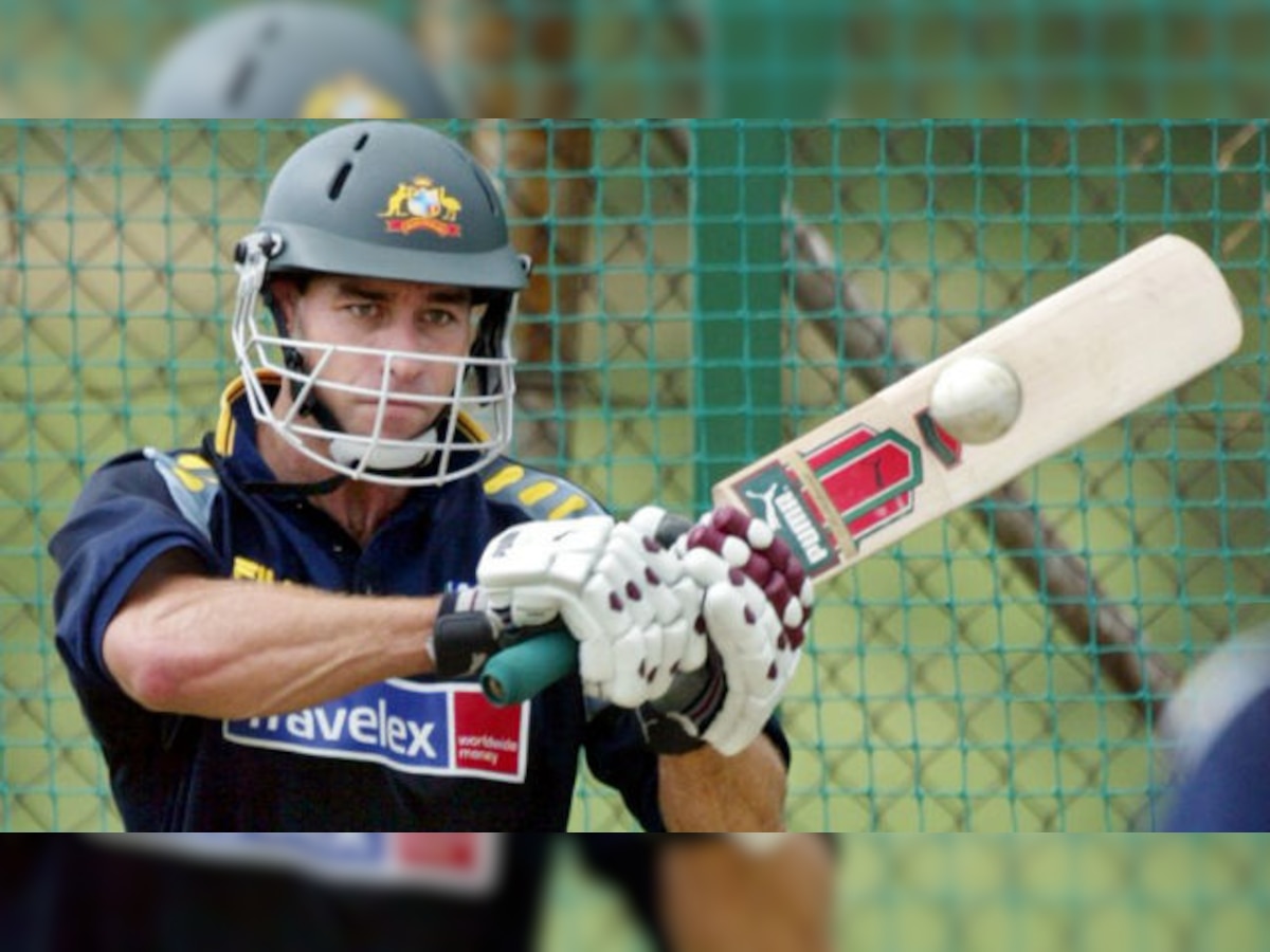 Michael Bevan offers his services to help Australian batsmen