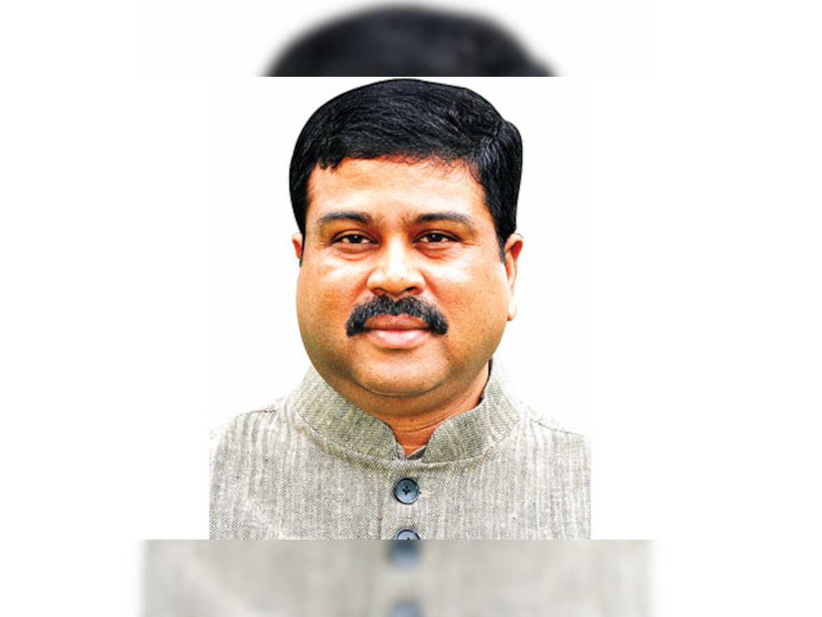 25 cr LPG connections by 2018-end: Dharmendra Pradhan