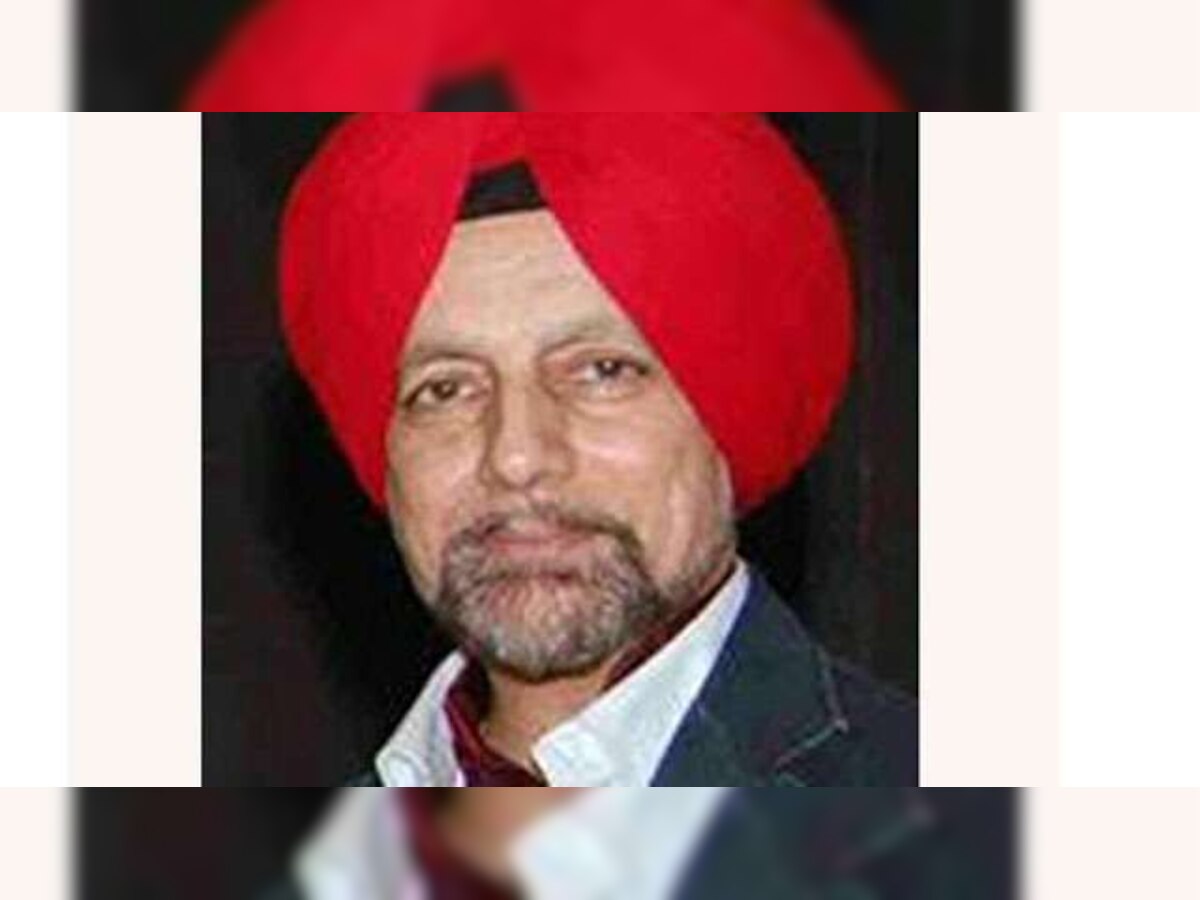 Punjab: Hundreds pay tribute after senior journalist KJ Singh, mother cremated 