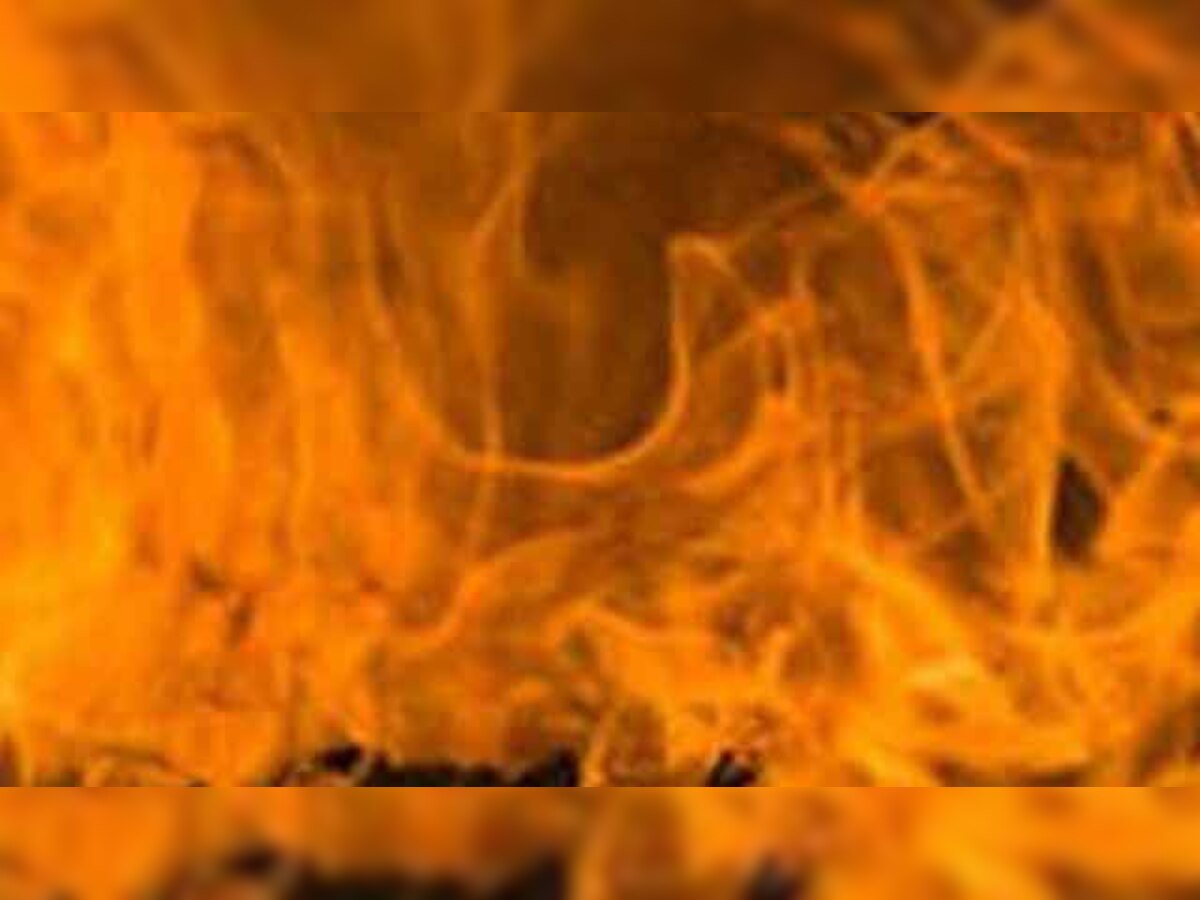 Gujarat: One killed after fire breaks out