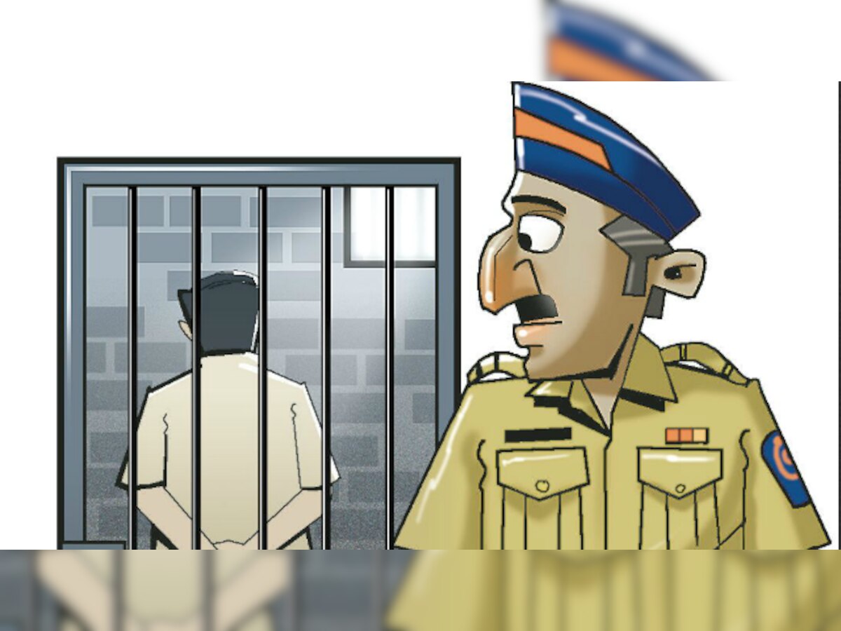 Tamil Nadu: Constable sacked for providing mobile phones, cigarettes and beedis to jail inmates 