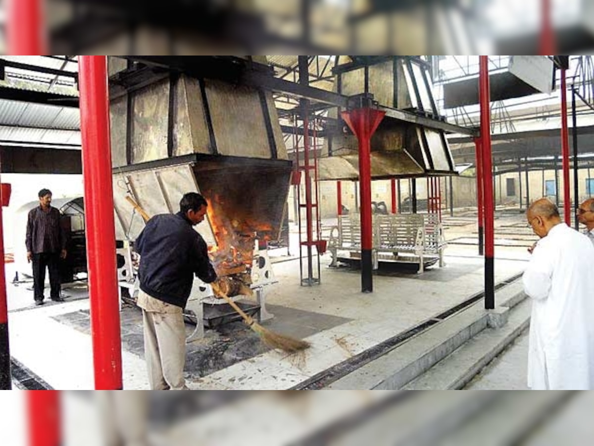 Pakistan: Nine years on, Hindu community awaits cremation ground; SC takes cognizance