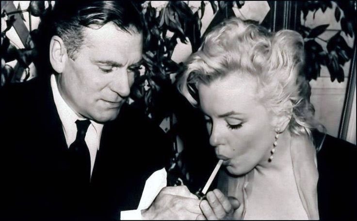 Playboy Founder Hugh Hefner To Be Buried Next To Marilyn Monroe