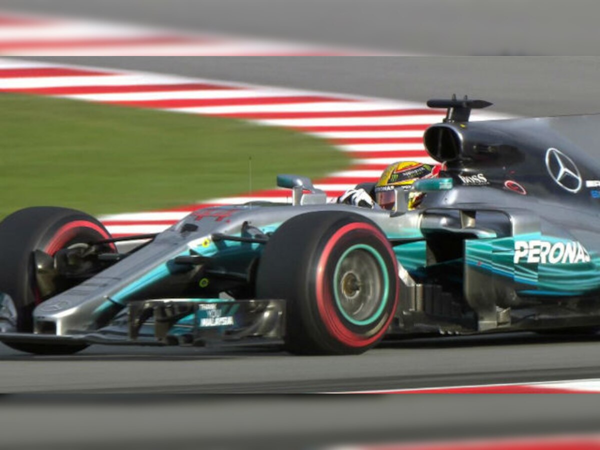 F1: Lewis Hamilton grabs pole in Malaysia GP, Sebestian Vettel last on grid