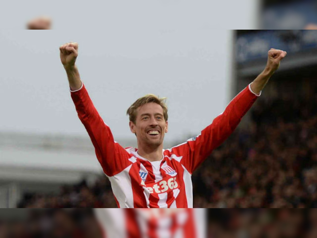 Premier League: Peter Crouch earns Stoke first victory since August