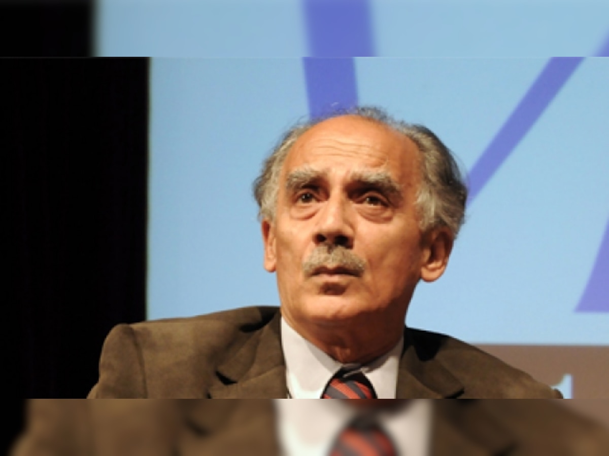 Demonetization 'largest money-laundering scheme' by govt: Arun Shourie