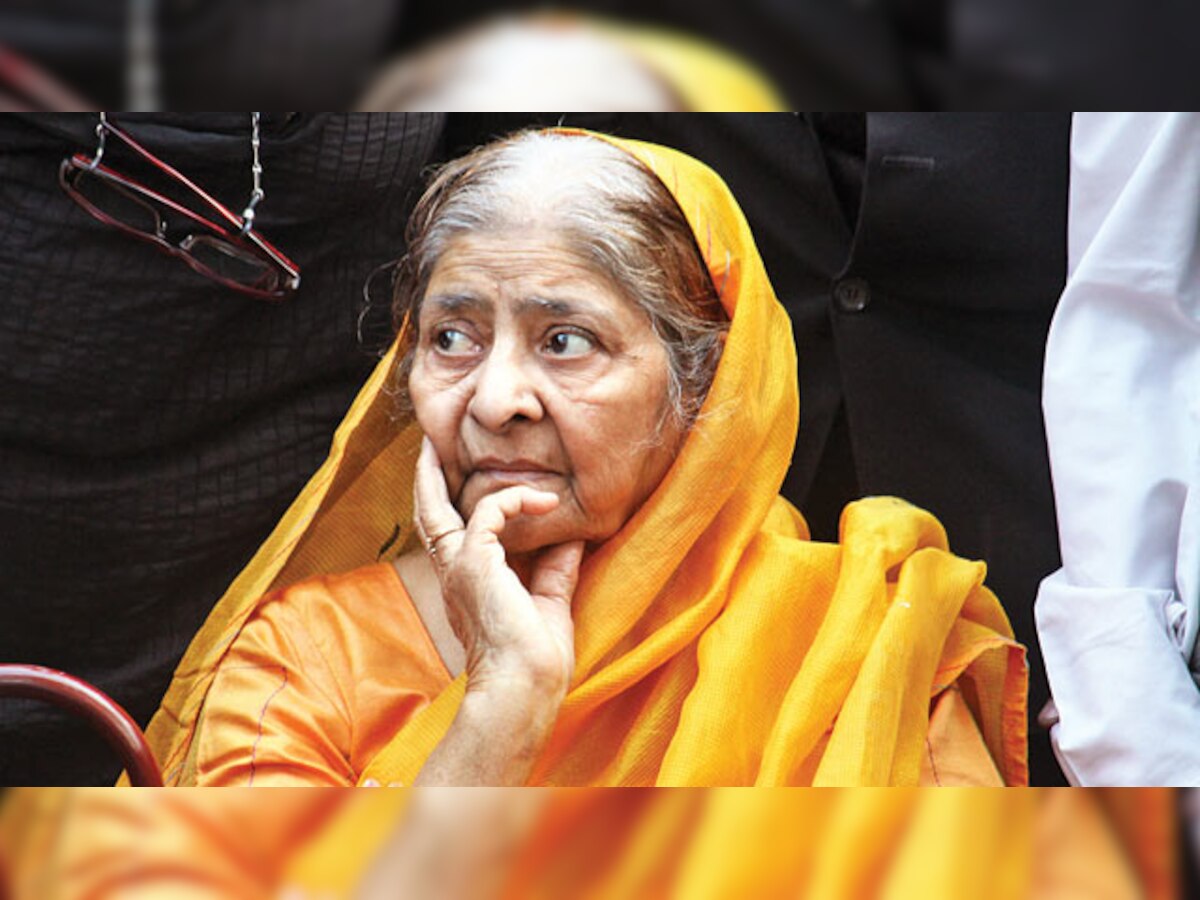 Gujarat High Court upholds SIT's report, finds no plot in Gujarat riots