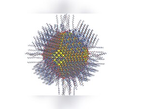 New 'smart' nanoparticles may help treat cancer, explains study