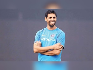 Indian cricket team pays tribute to Ashish Nehra in the best way possible