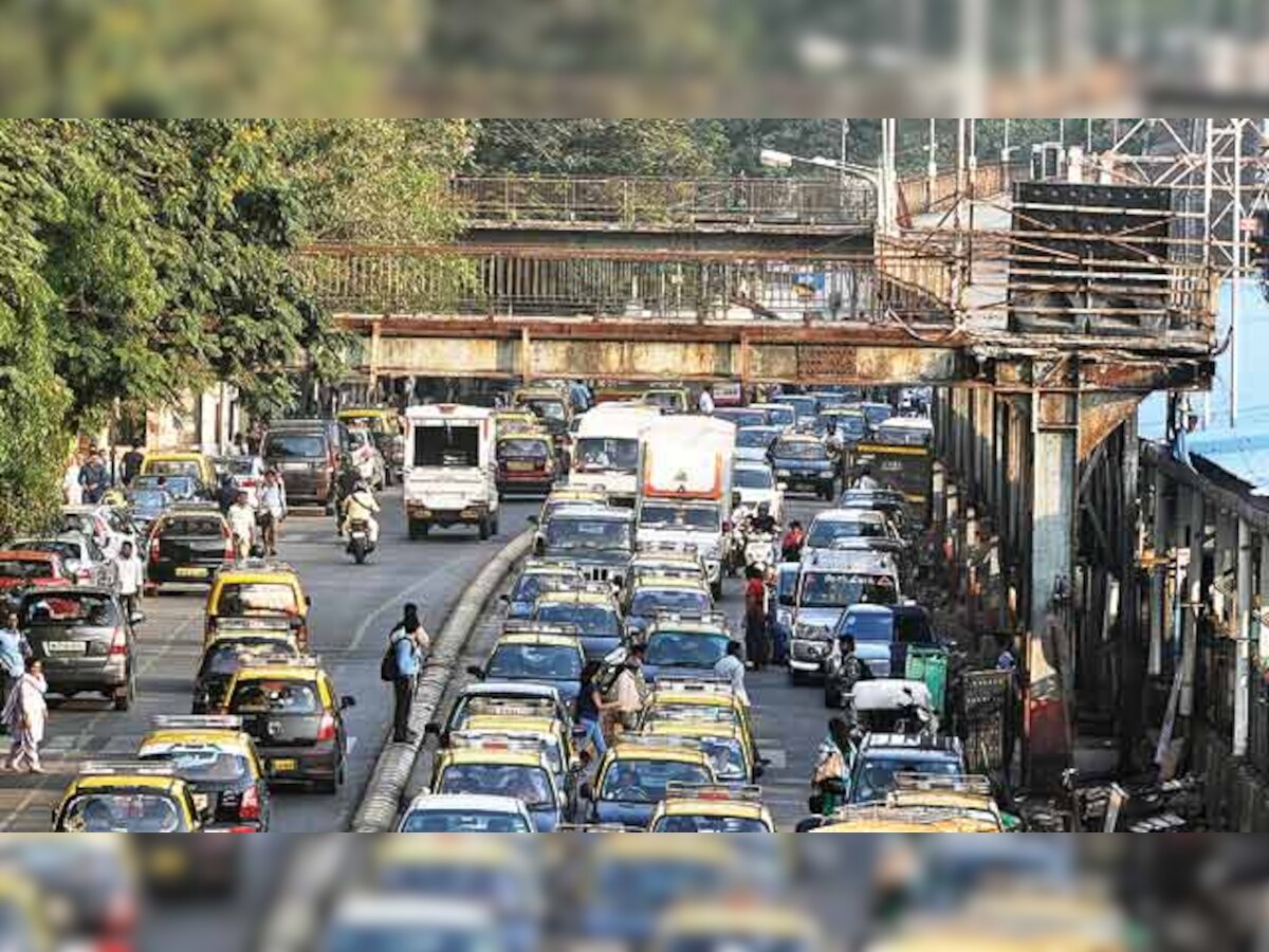 Closed for 4 mths, Charni Rd FOB leads to traffic snarls