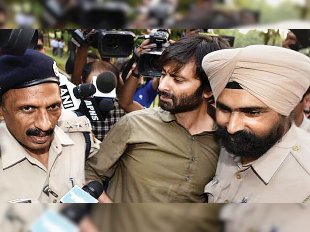 Yasin Malik in trouble as ED slaps notice in ’01 case