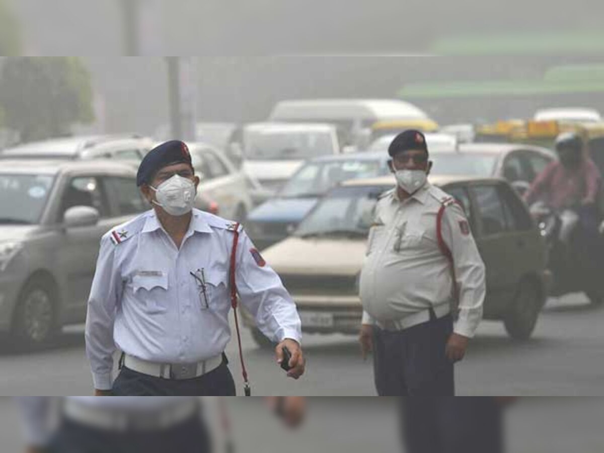 Smog-hit Delhi bans entry of trucks, construction works; odd-even on cards