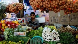 Costlier food items push retail inflation to 7-month high in October