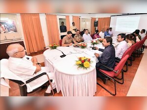 TN governor discusses development work in Coimbatore; opposition calls it interference by Centre