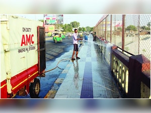 AMC to wash flyovers and bridges
