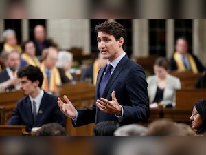 Justin Trudeau to offer formal apology to Canadian LGBTQ community for past injustices against them