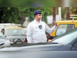 Accept fines, don’t tow cars: Mumbai Jt CP