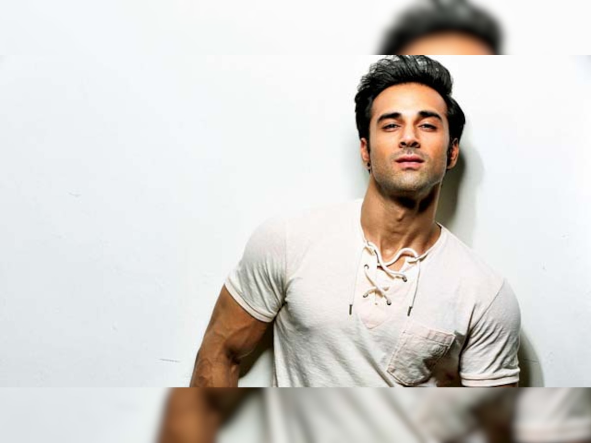 Pulkit Samrat shunned by the shutterbugs?