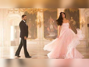 ‘Tiger Zinda Hai’: Salman Khan-Katrina Kaif do the Waltz in romantic song, Dil Diyan Gallan