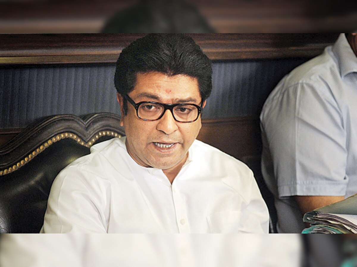 Want men who can batter, not get battered: Raj Thackeray