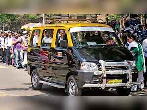 Now, share a kaali-peeli right up to CST