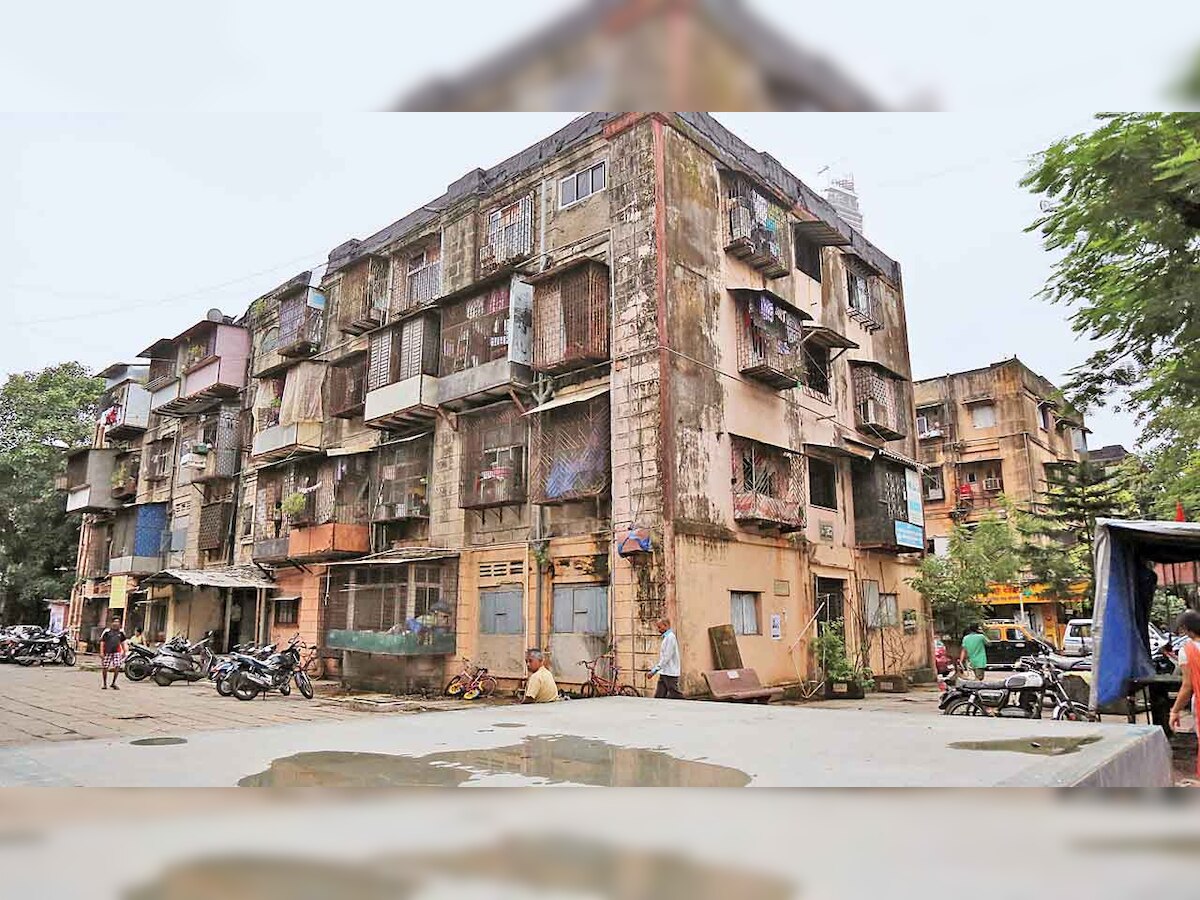 New proposal to ease residents' shift from old buildings