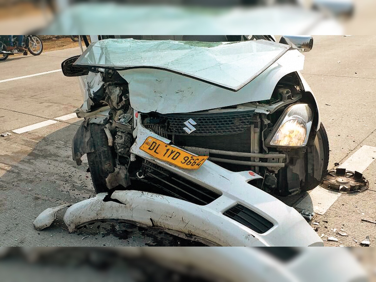 Five injured in car collision on Yamuna E-way