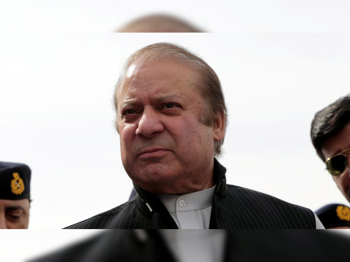 Ousted Pak PM Nawaz Sharif leaves for Saudi Arabia amid reports of 'deal' with military