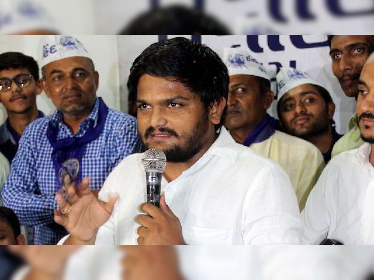 Hardik Patel asks Nitin Patel to join Congress