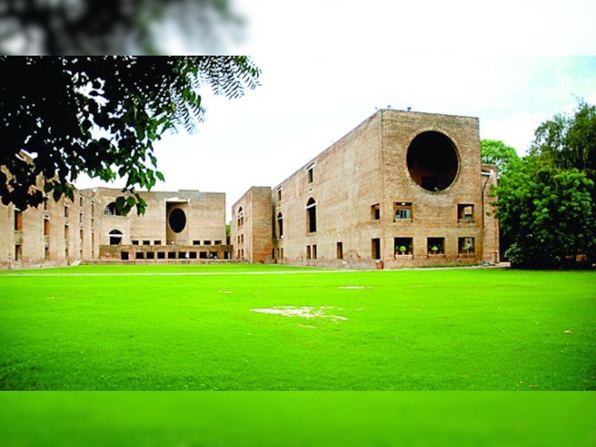 National award winning film critic to take a session at IIMA