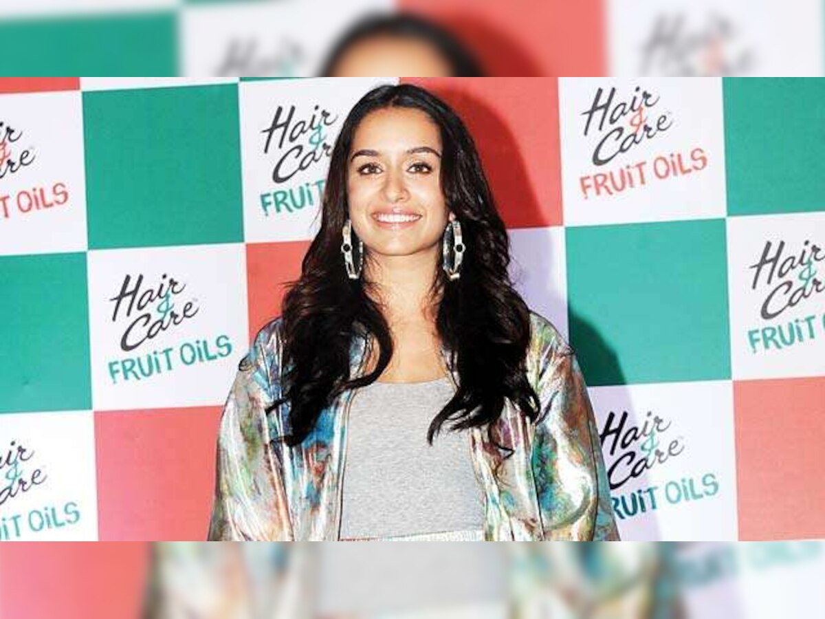 Not Shelved Shraddha Kapoor To Begin Shooting For Saina Nehwal Biopic