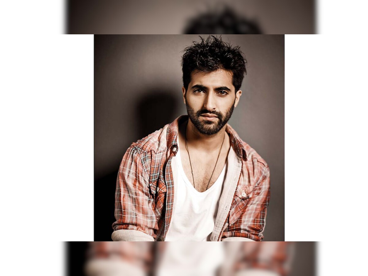 I’m happy that I don’t have the trappings of a star: Akshay Oberoi