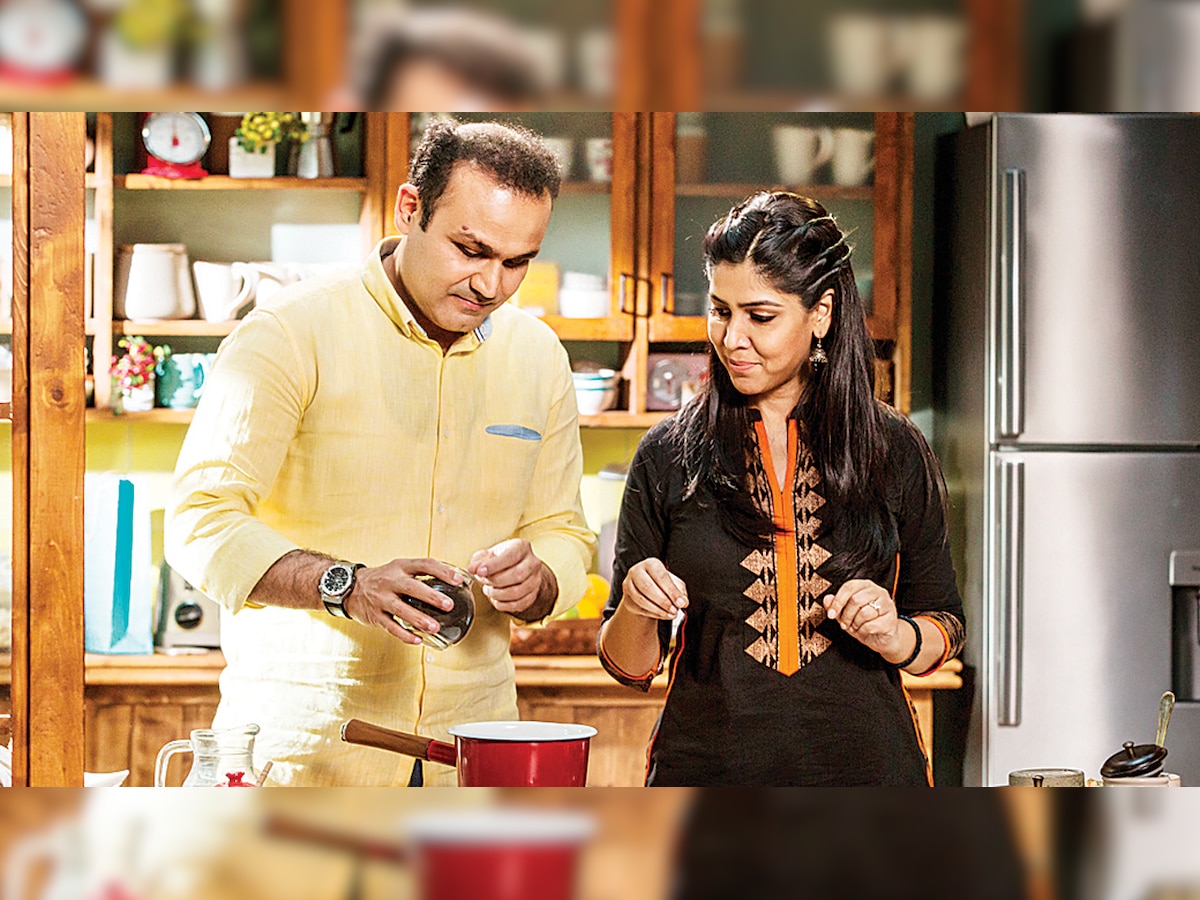 Virender Sehwag celebrates Lohri on Sakshi Tanwar’s 'Tyohaar Ki Thaali'