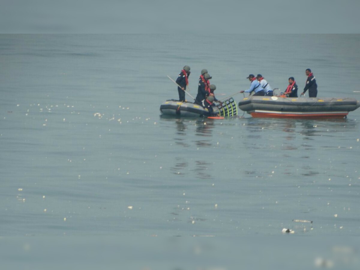 Pawan Hans chopper carrying ONGC officers crashes off Mumbai coast, 5 bodies found