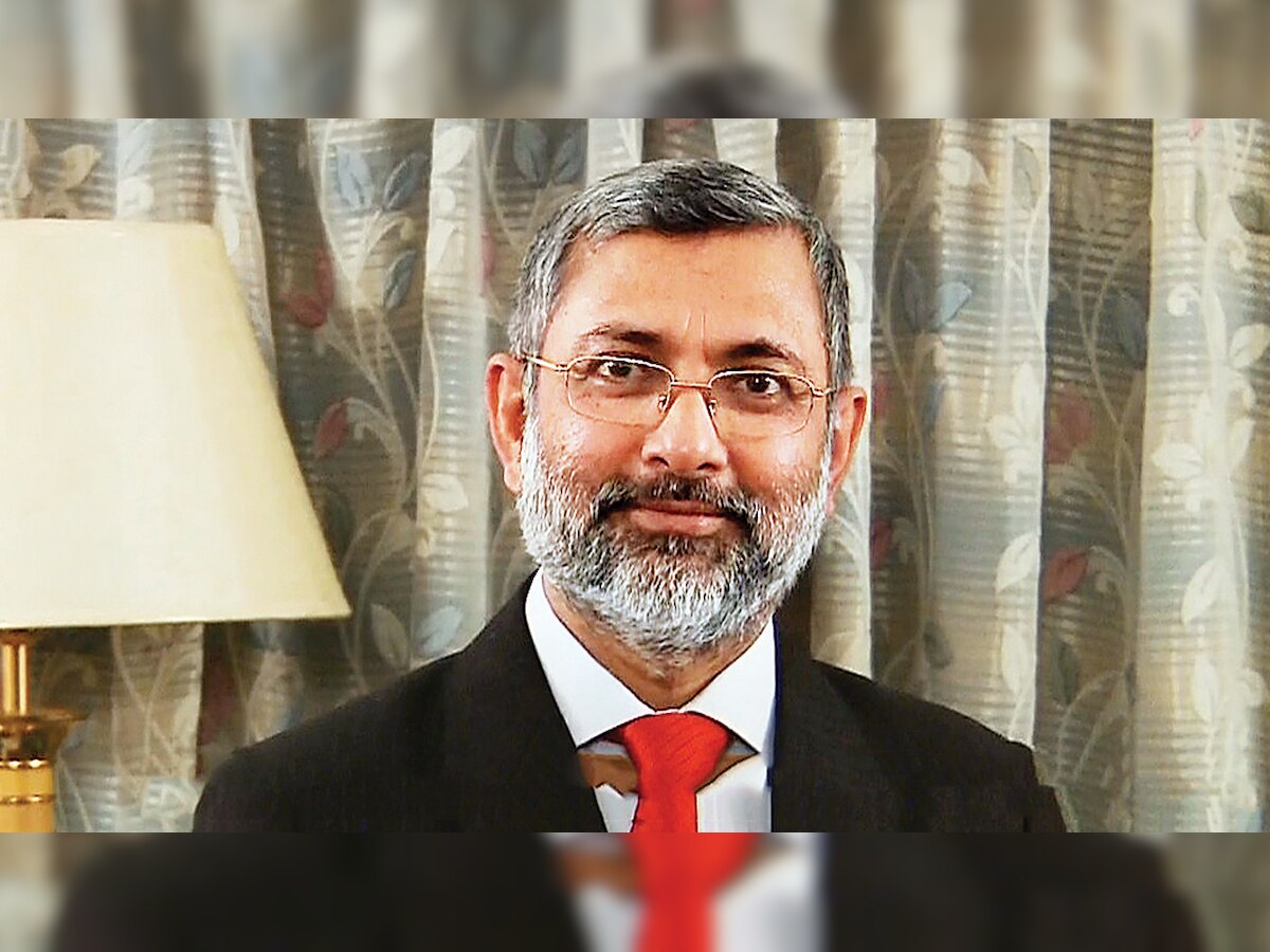 SC judges against CJI | Judge, AG say crisis in court will be resolved