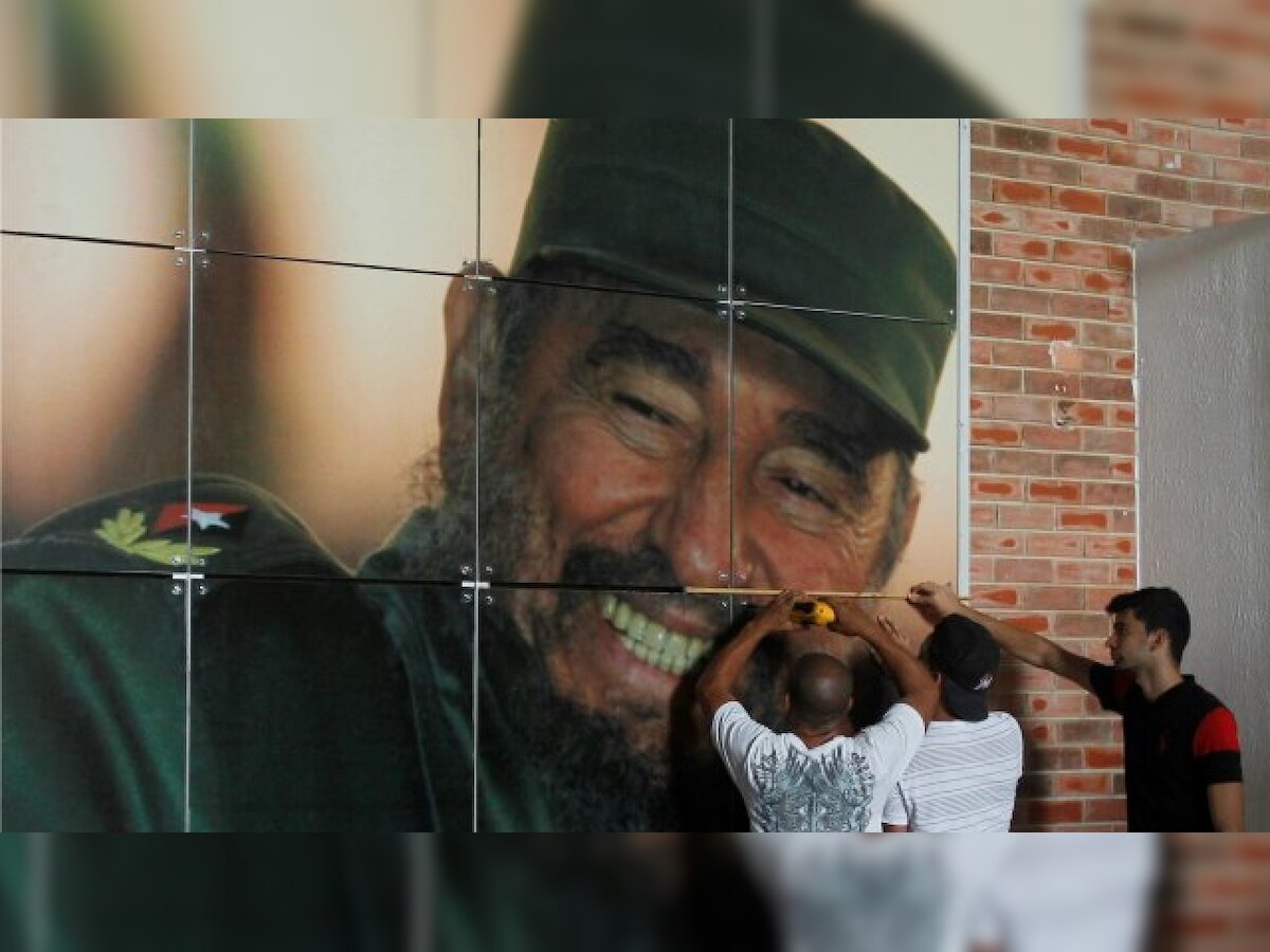 Cigar box signed by Fidel Castro sold for $26,950 at an auction