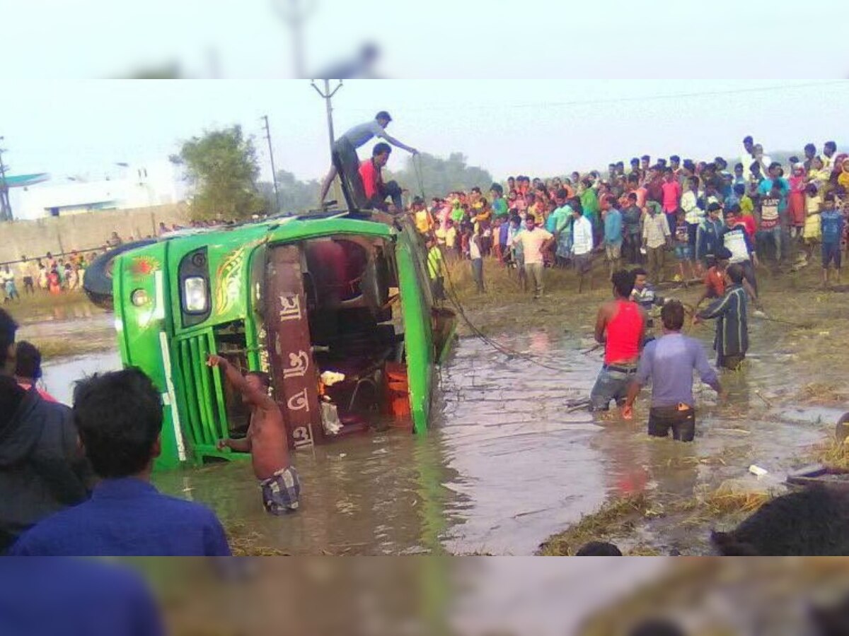 West Bengal: At least 8 dead after bus overturns while trying to avoid speeding bike