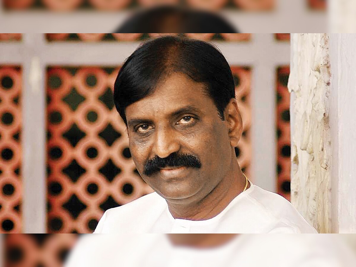 Now, a death threat against Vairamuthu