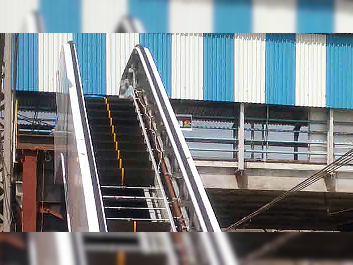 Expect downward escalators at stns