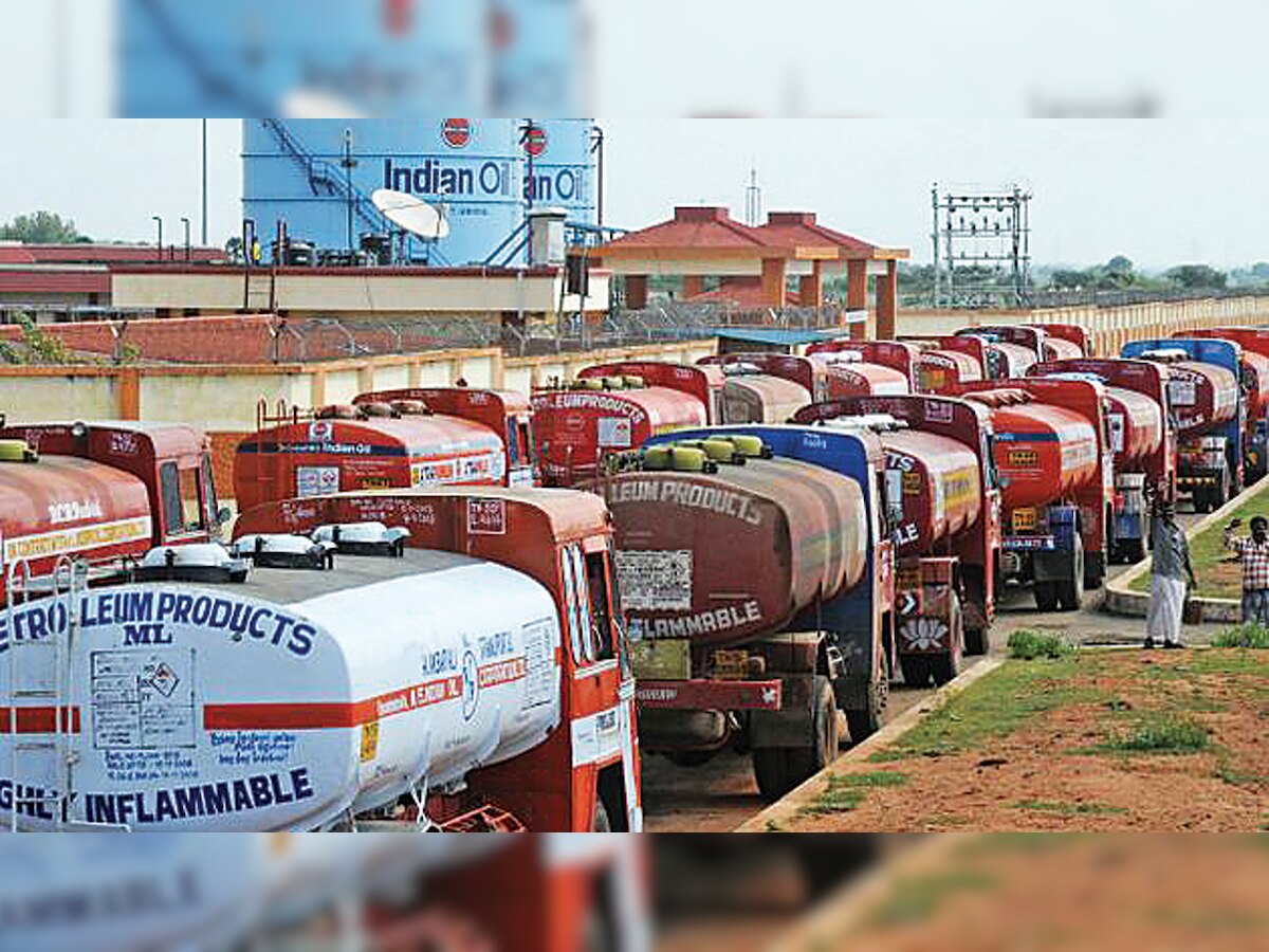 Wary of daily fuel price hike, truckers demand quarterly increase and GST on fuel