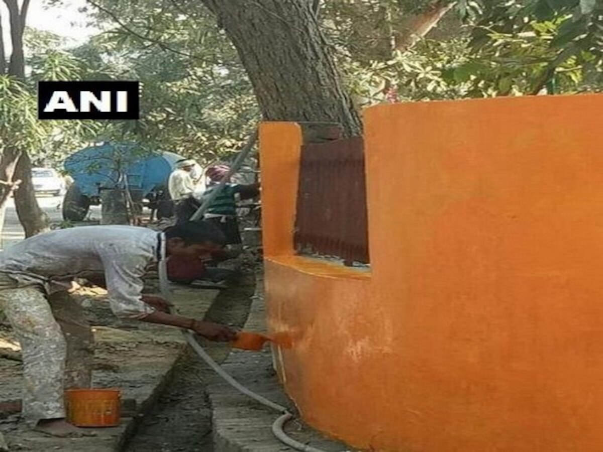 After Haj house, parks, dividers painted saffron in Lucknow