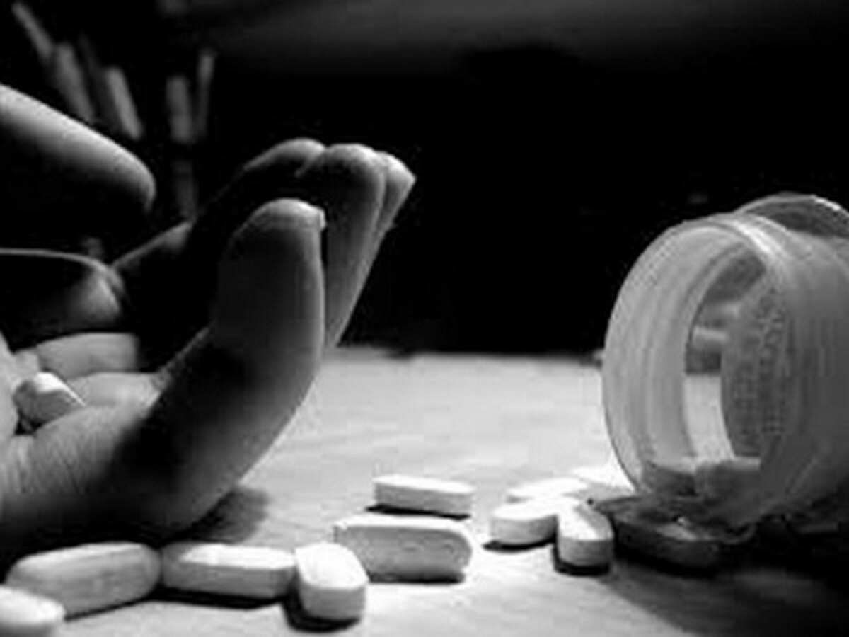 Rajasthan: Police-constable, wife and two children commit suicide