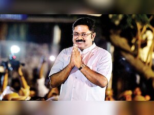 Delhi HC seeks EC reply on Dhinakaran plea for 'suitable name and symbol' for his AIADMK faction 