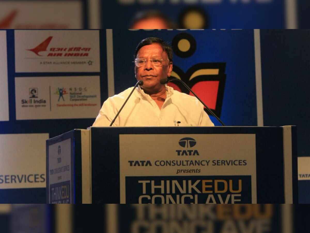 Puducherry CM V Narayanasamy to meet Prez, PM to discuss Kiran Bedi's functioning