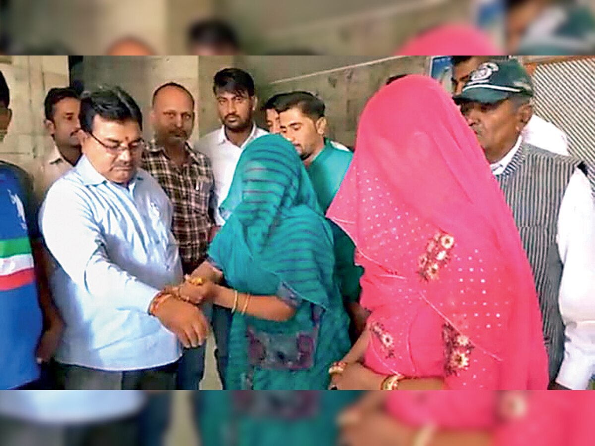 Jaipur: Another raksha bandhan to win over cinema owner