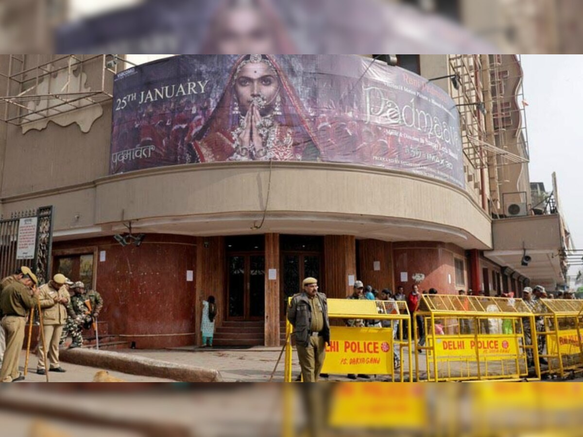 Padmaavat protests : Multiplex owner beaten up in Sitapur, man tries to self-immolate in Varanasi 