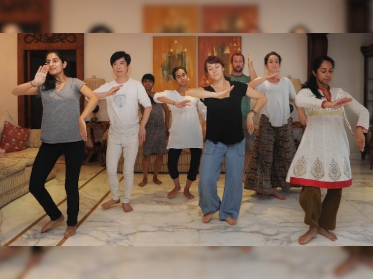 A contemporary kathak journey between life and death