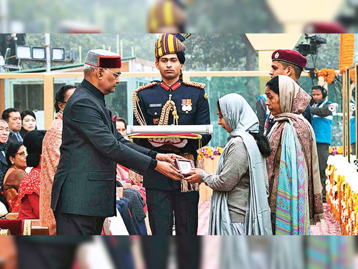 Republic Day 2018: Prez gets emotional while awarding Ashok Chakra