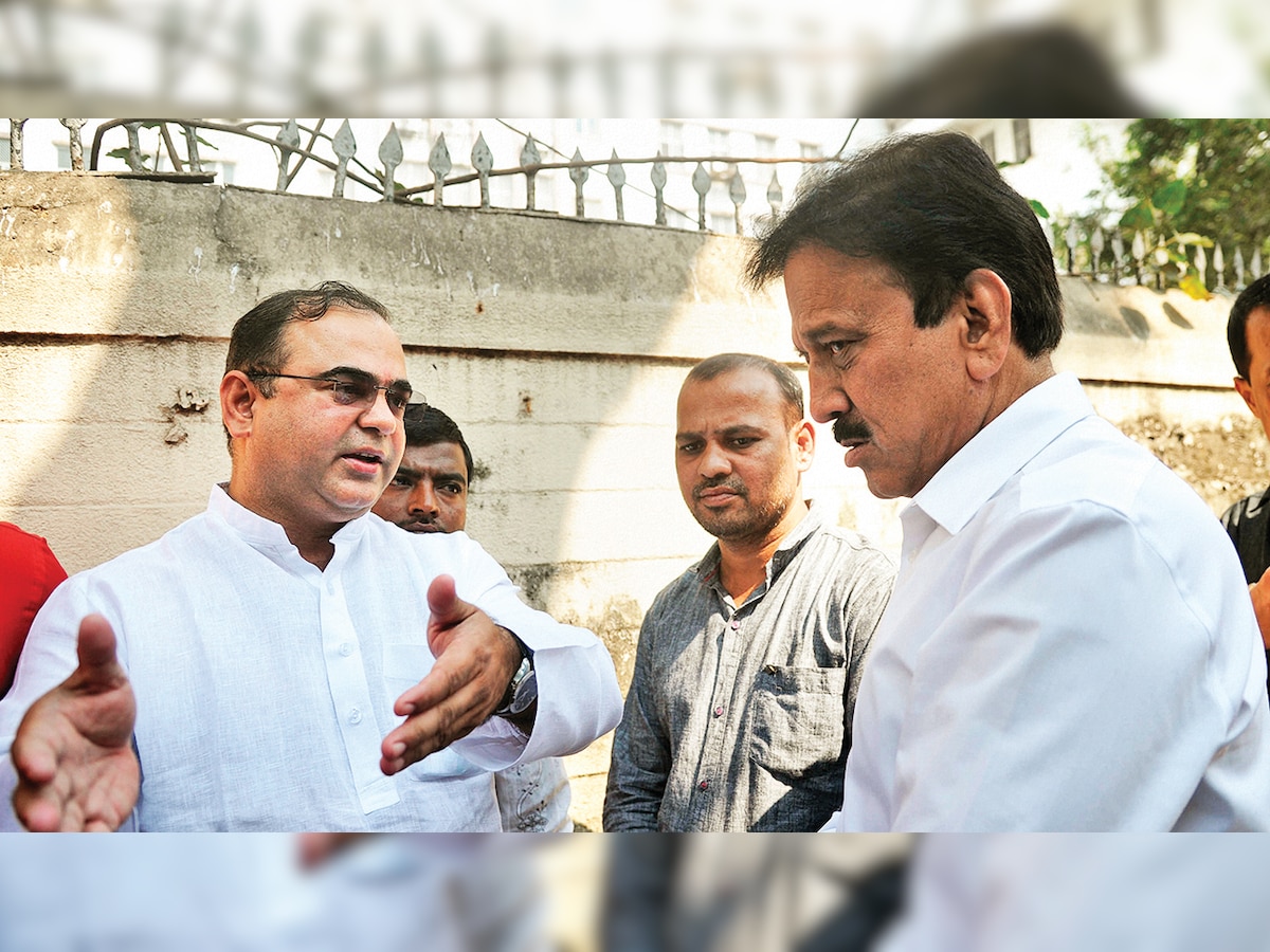 Maha: Dhule farmer died, but minister made profits